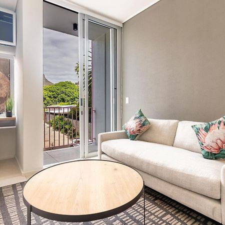 The Rose 204: Studio Apartment With Rooftop Pool Cape Town Exterior photo