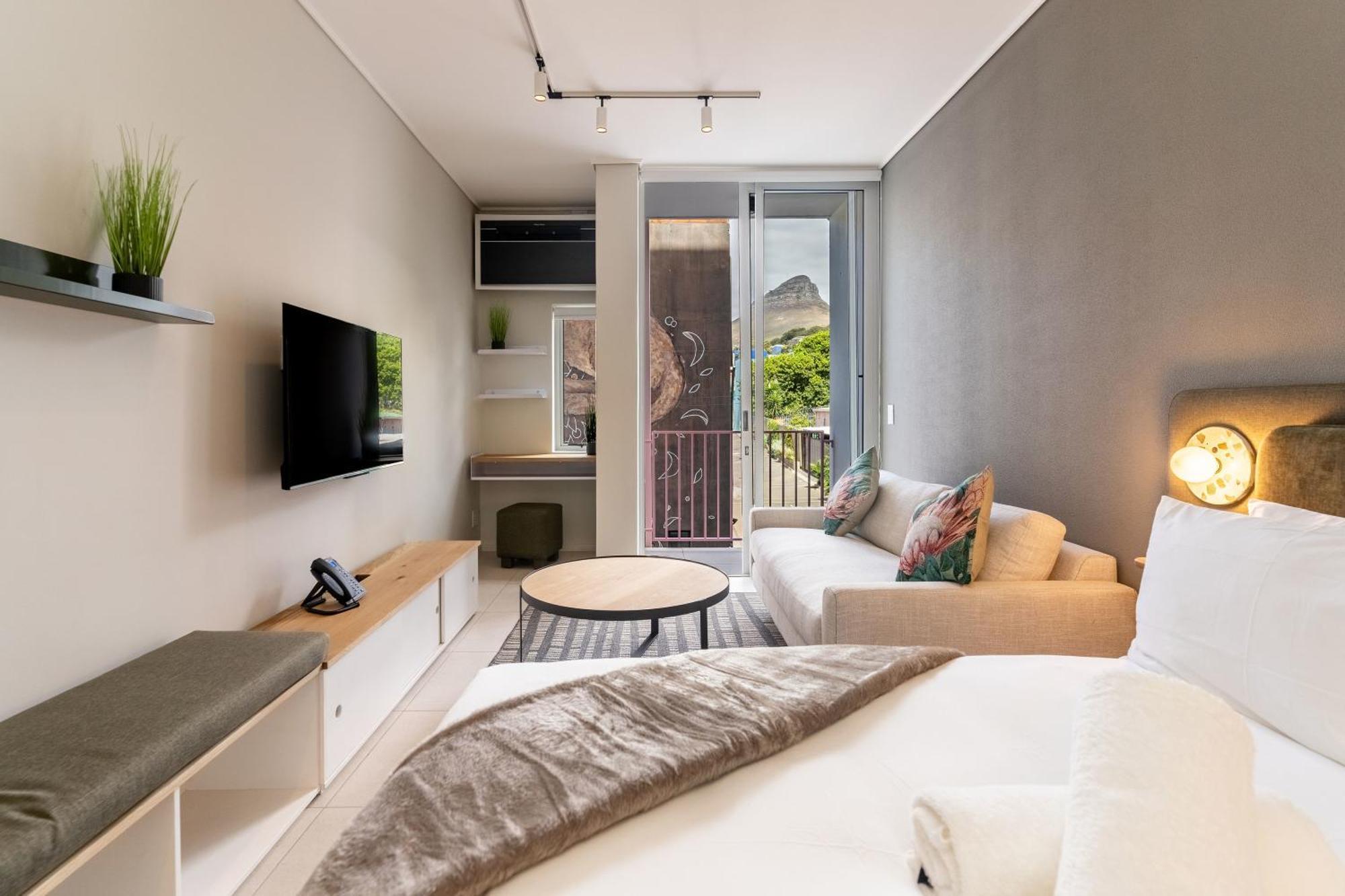 The Rose 204: Studio Apartment With Rooftop Pool Cape Town Exterior photo