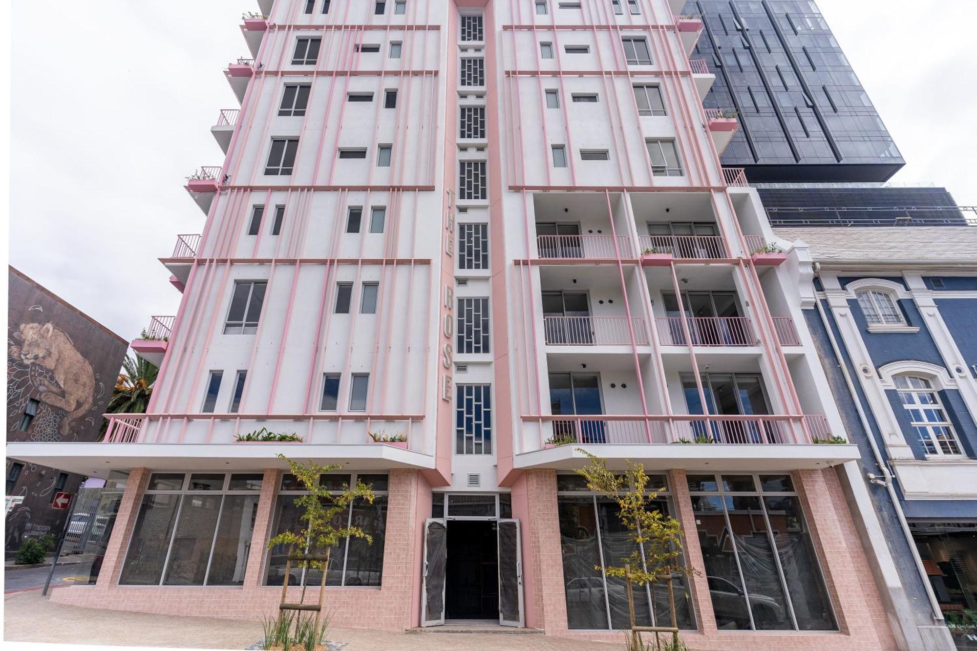 The Rose 204: Studio Apartment With Rooftop Pool Cape Town Exterior photo